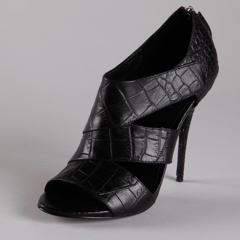 Elizabeth & James Black Leather Croc Latch Heels